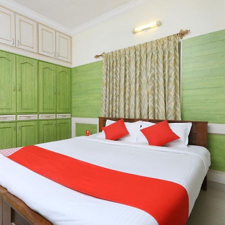 Hotel OYO 8355 Tranquil Nest à Chennai Extérieur photo