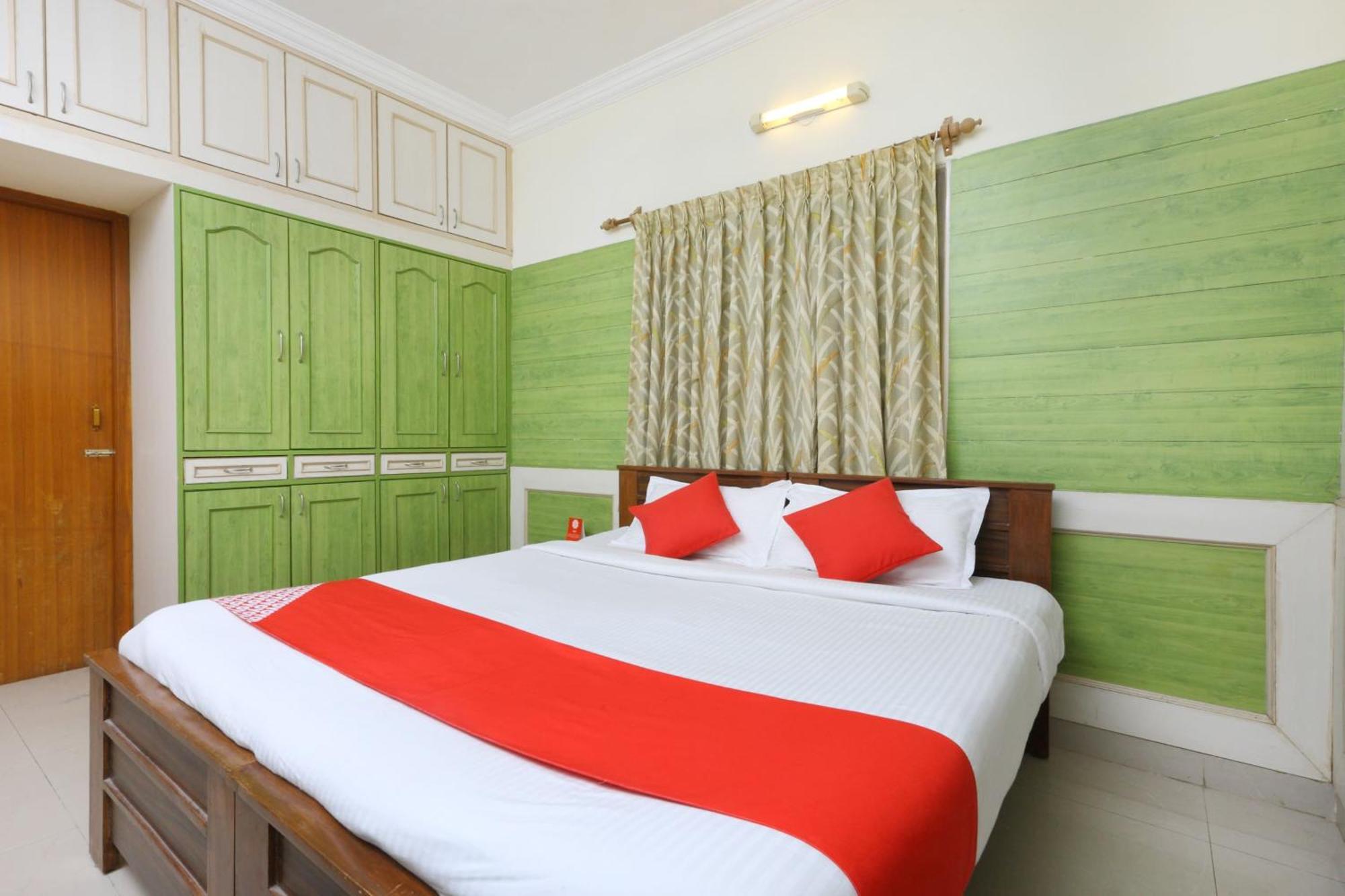 Hotel OYO 8355 Tranquil Nest à Chennai Extérieur photo
