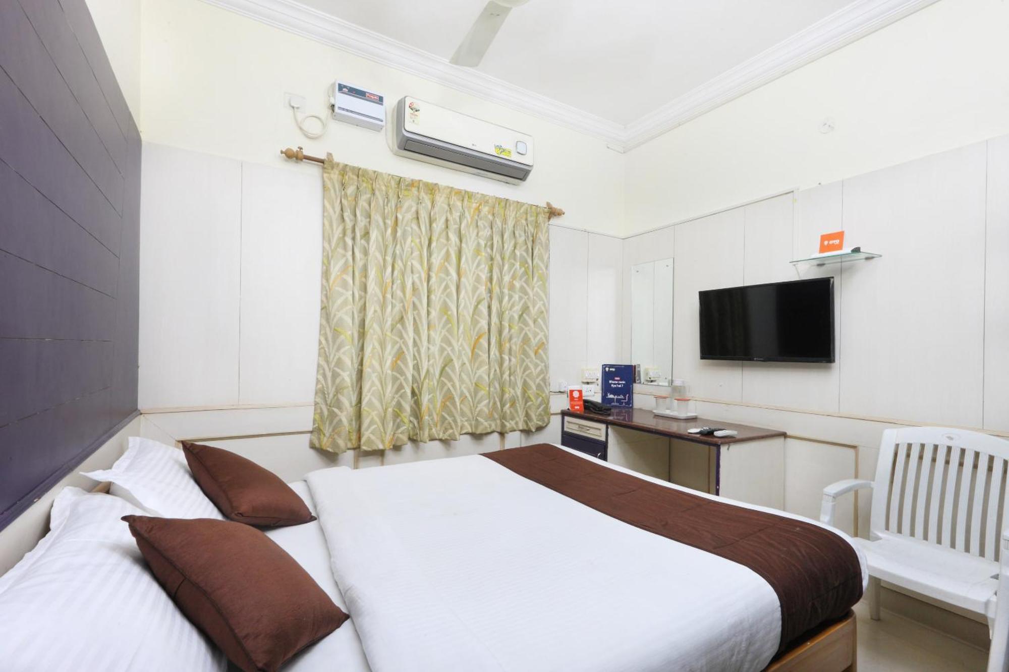 Hotel OYO 8355 Tranquil Nest à Chennai Extérieur photo